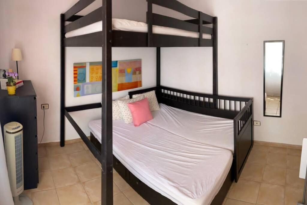 Apartamento Playa La Arena. Relax And Enjoy Daire Puerto de Santiago  Dış mekan fotoğraf